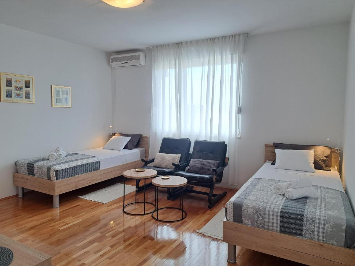 Apartman Dida Jakov プリモシュテン エクステリア 写真